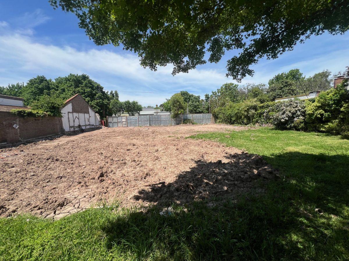 Venta Lote en Lomas de San Isidro, Zona Jockey. Calle Chubut 1600