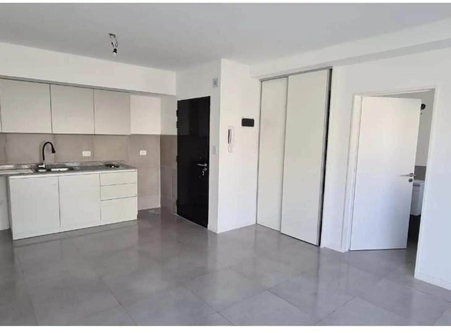 Venta. Depto. Monoambiente. Apto uso prof. Paternal. Excelente ubicacion. 27m2. 4°piso contrafrente.