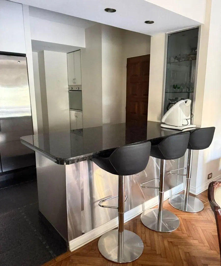 Venta Departamento 5 ambientes Belgrano piso 3 al frente con cochera amoblado 5