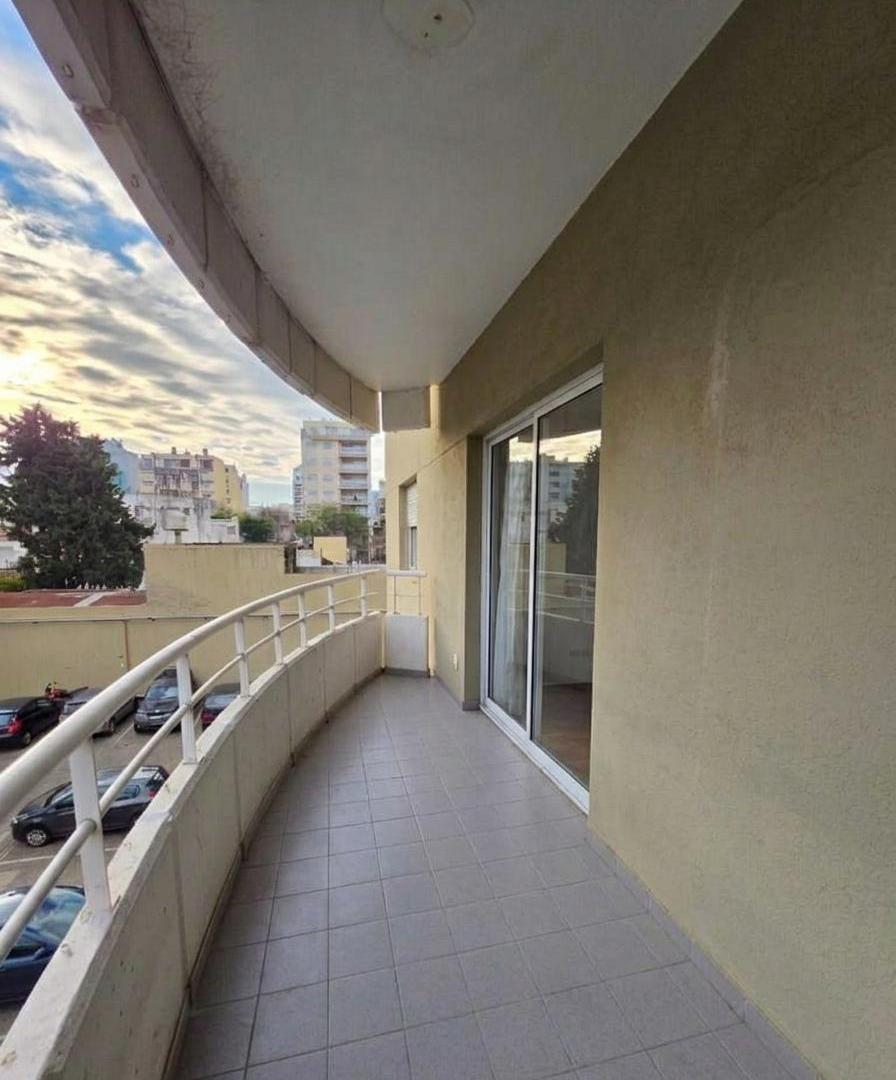 Foto de VENTA DEPARTAMENTO 2 AMBIENTES CABALLITO SEGURIDAD APTO CREDITO, imagen 1