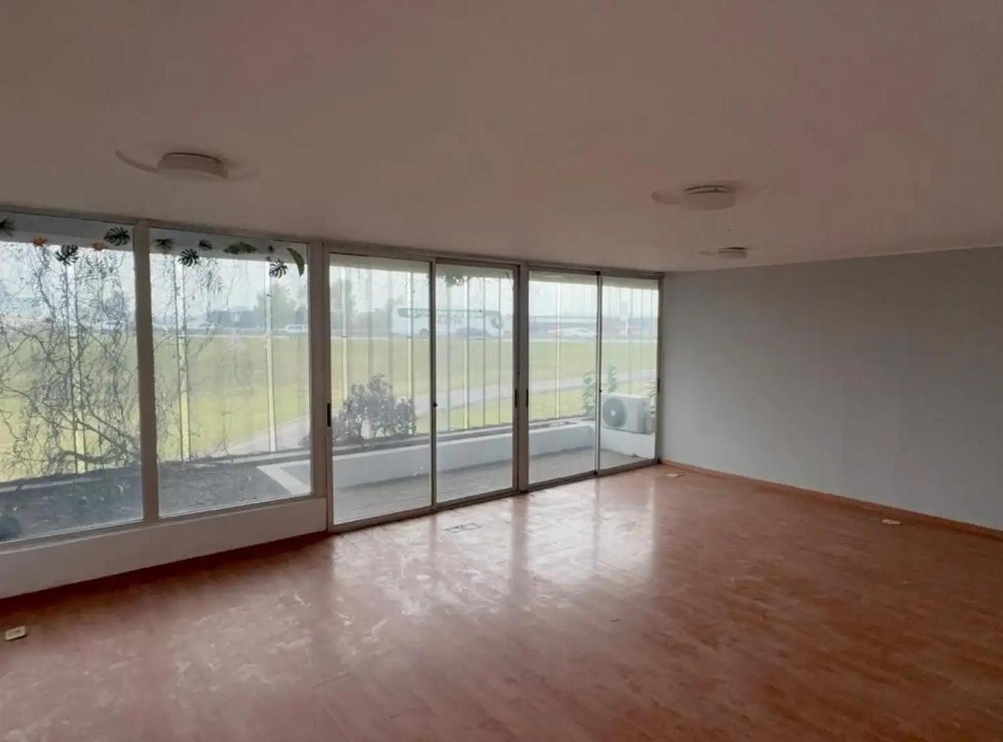 Foto de Alquiler. Oficina Comercial. Apto uso profesional. Panamericana 50, imagen 4