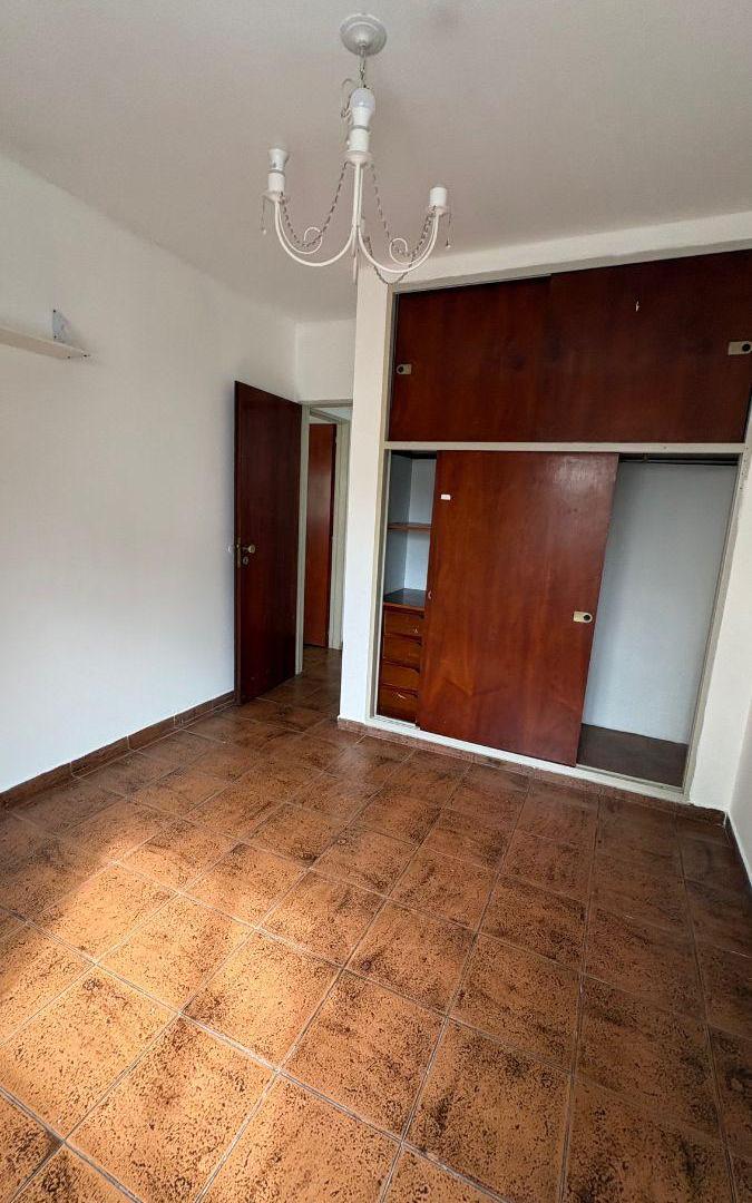 Foto de Alquiler. PH en 1° piso. Villa Luro. Impecable. 85m2. Luminoso., imagen 5