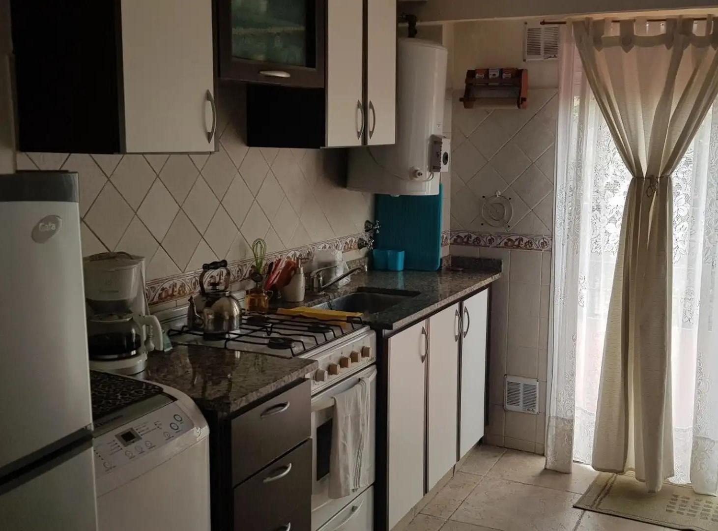 Foto de Alquiler. 2 ambientes. Liniers. Balcon terraza. Impecable. 35m2., imagen 4