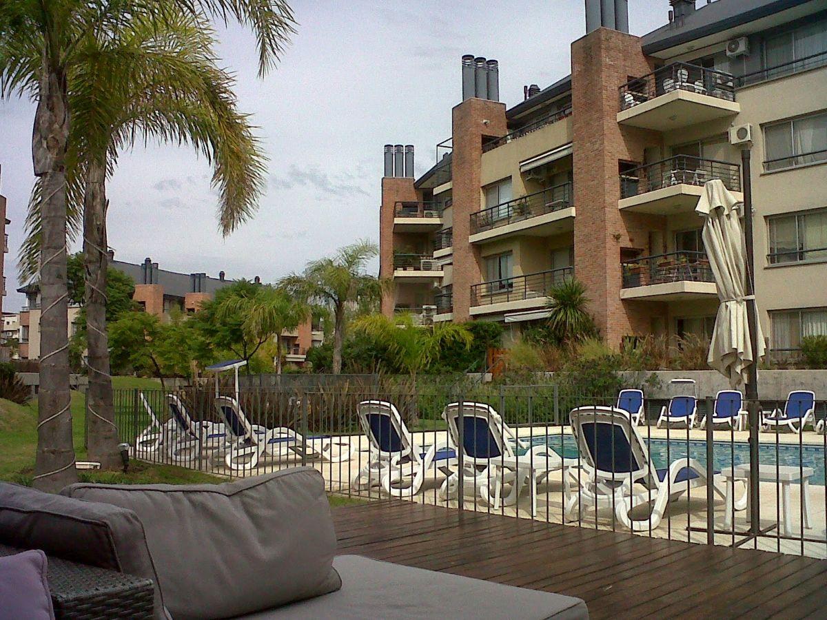 Foto de Depto de 2 ambientes con parrilla en el balcon! Cocina separada! Baño, imagen 1