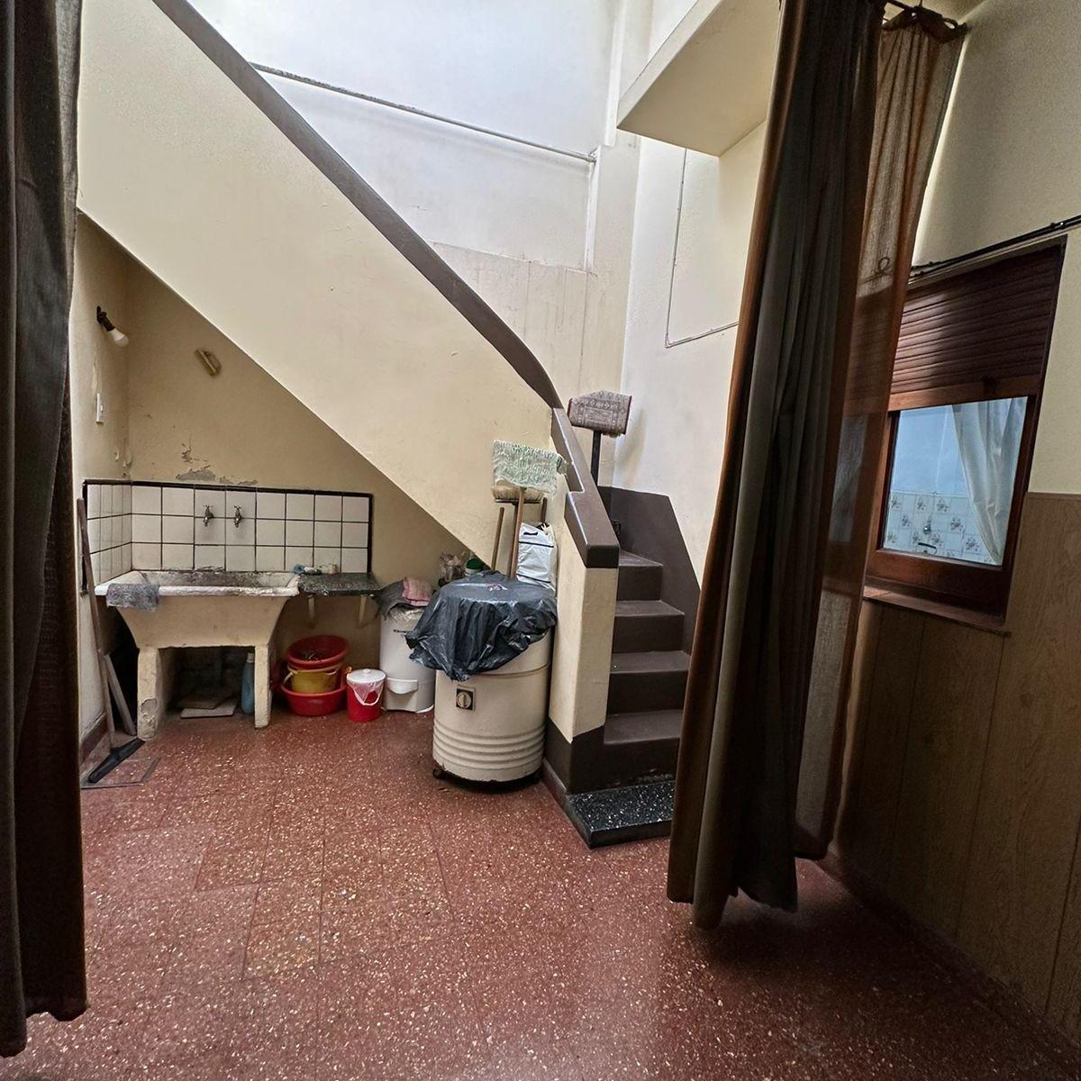 Venta Excelente Casa en Lanús Oeste. 3