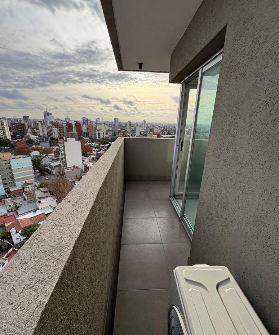 Foto de Alquiler excelente departamento en Lanus Este., imagen 2