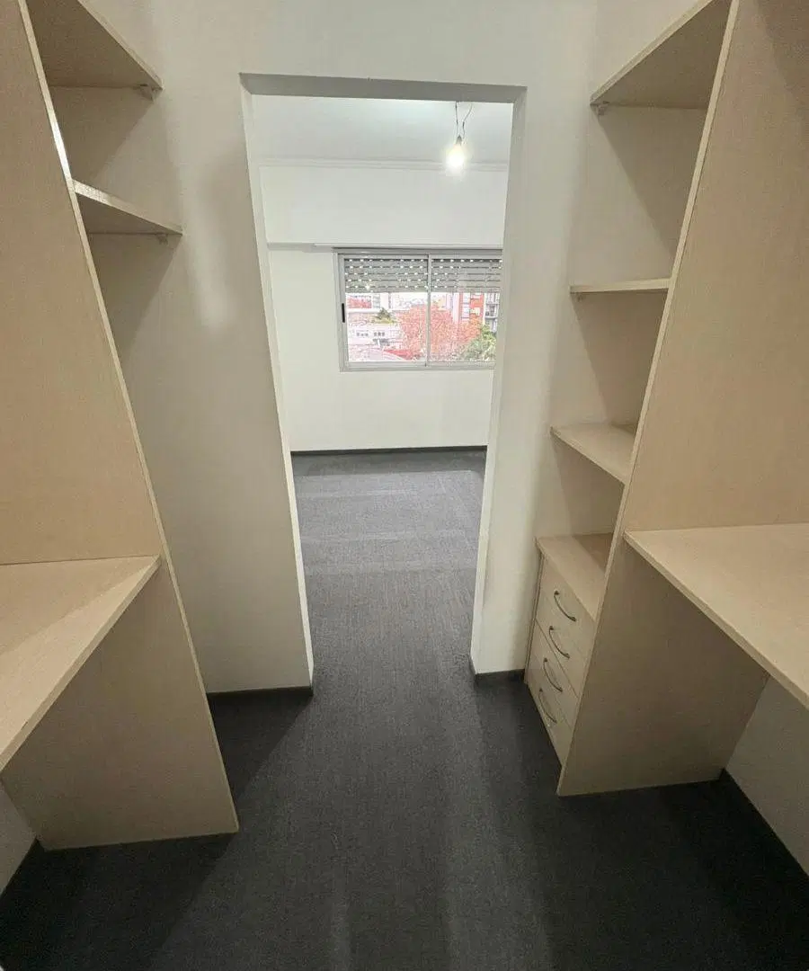 Departamento de 46 m2 con 1 dormitorio en alquiler en Lanús Oeste 4