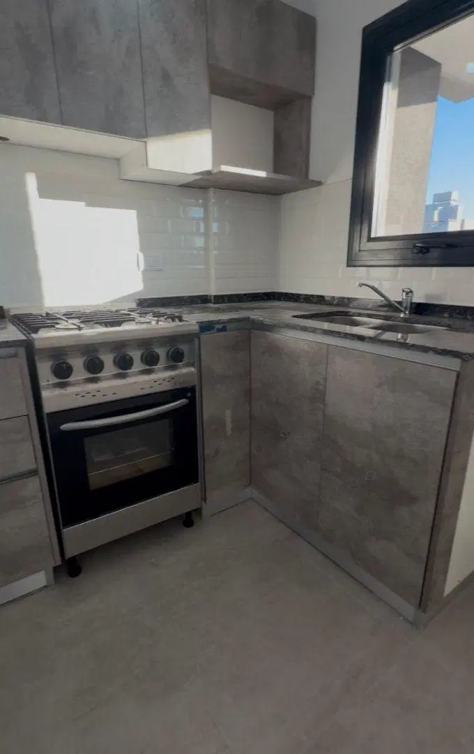Excelente Departamento a estrenar en venta en Lanús Oeste 4