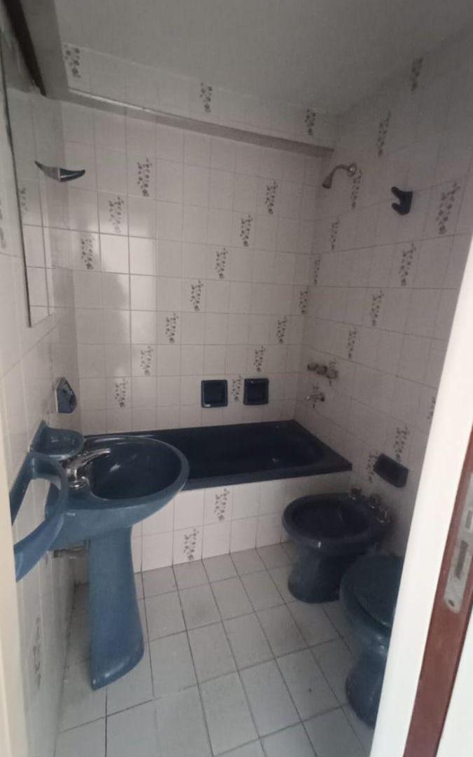 Foto de Alquiler dos ambientes en Lanus Oeste., imagen 4