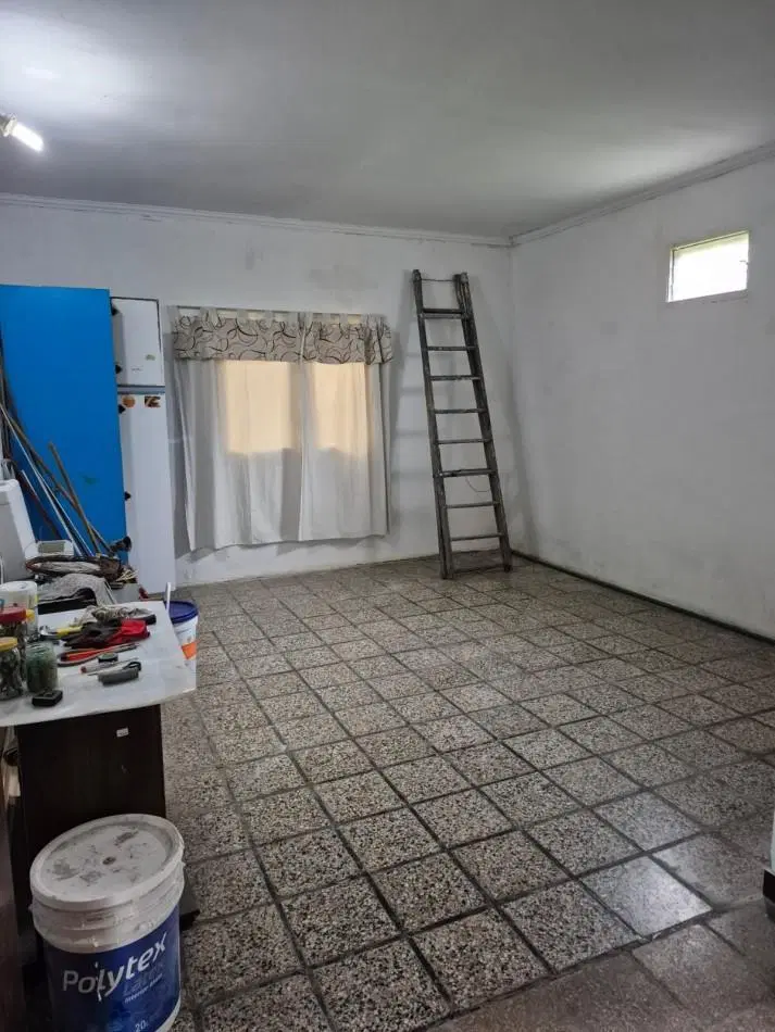 PROPIEDAD EN VENTA BRANDSEN 5