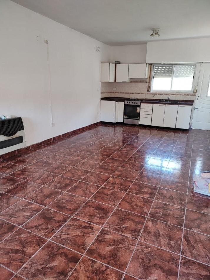 Foto de CASA C DPTO Y GARAGE, imagen 5