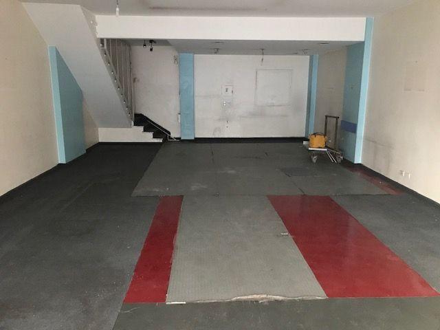 ALQUILER LOCAL CENTRO 150MTS APROX EXCELENTE 3