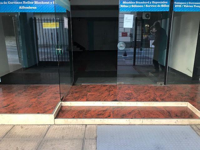 ALQUILER LOCAL CENTRO 150MTS APROX EXCELENTE 1