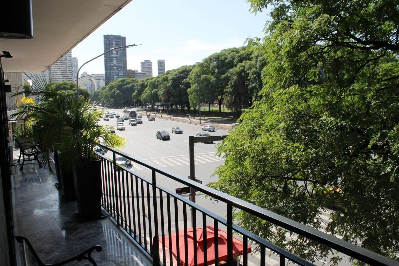 Departamento 5 ambientes. | Avenida Del Libertador 1700