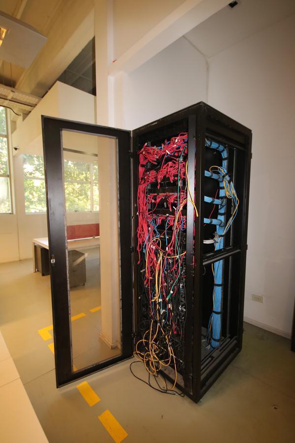 Edificio de Oficinas Plug And Play And Play 2