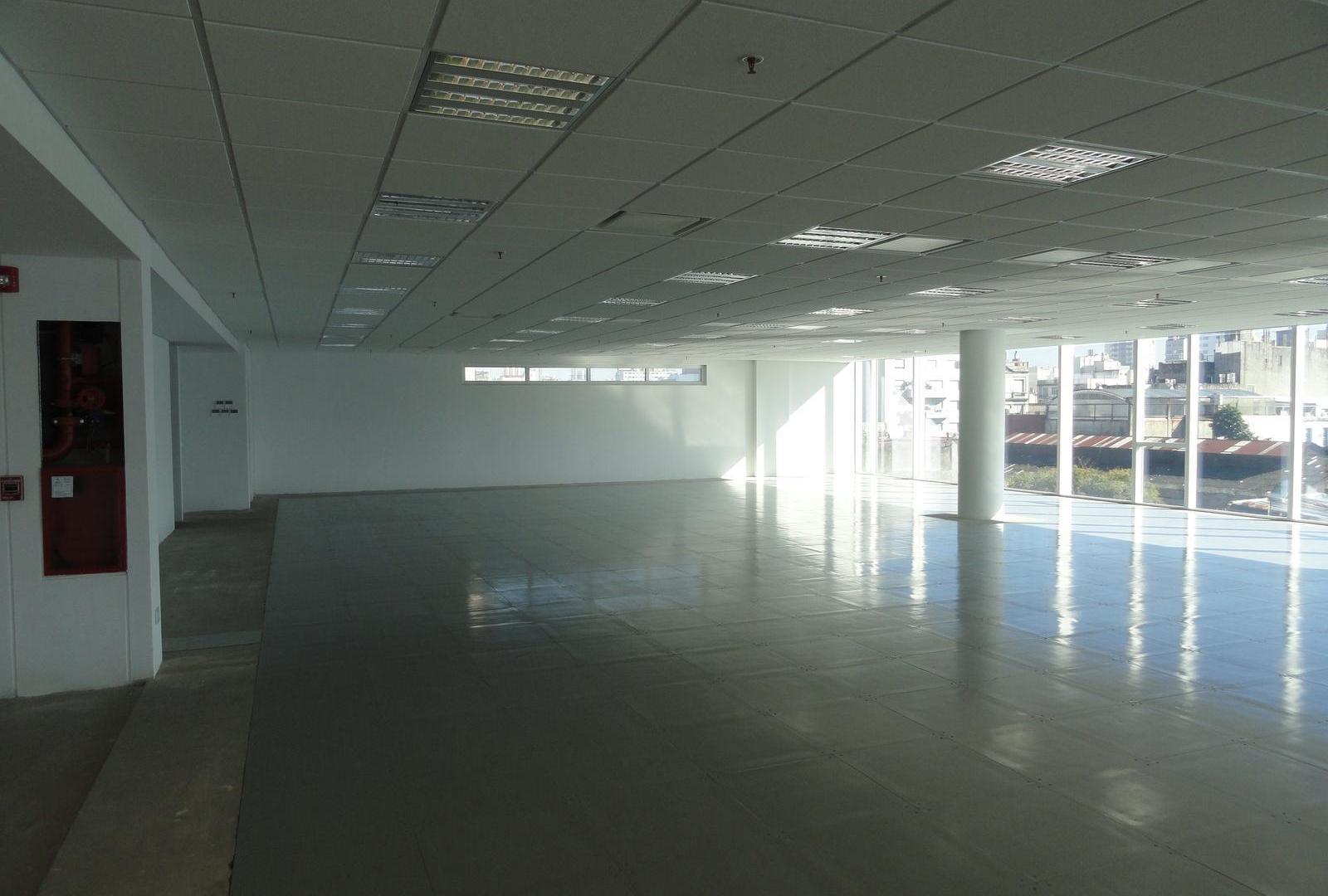 Foto de Oficina en alquiler en Planta Libre sobre Av 9 de Julio, imagen 4