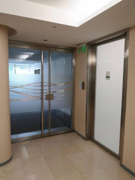 Foto de Oficina en alquiler en Puerto Madero en edificio de categoría, imagen 4