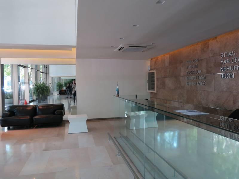Foto de Oficina en alquiler en Puerto Madero en edificio de categoría, imagen 3