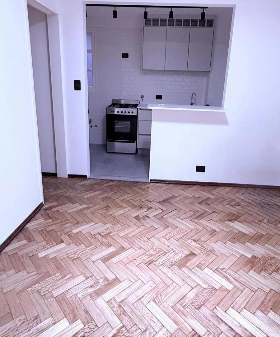 Foto de Departamento en Venta de 2 Ambientes en Palermo Chico Reciclado, Apto, imagen 2