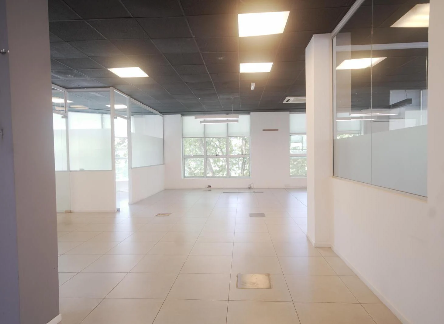 Foto de OPORTUNIDAD Oficina en Alquiler en Palermo lista para entrar, imagen 3