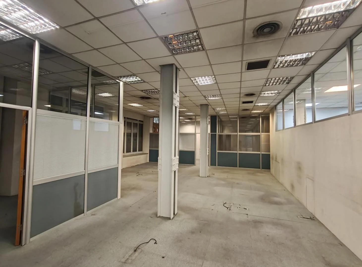 Foto de Edificio Comercial en alquiler en Block, imagen 2