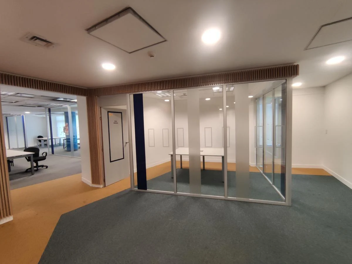 Foto de Oficinas con terraza en Alquiler en Parque Patricios, equipados con mobiliario y listas para mudarte, imagen 3