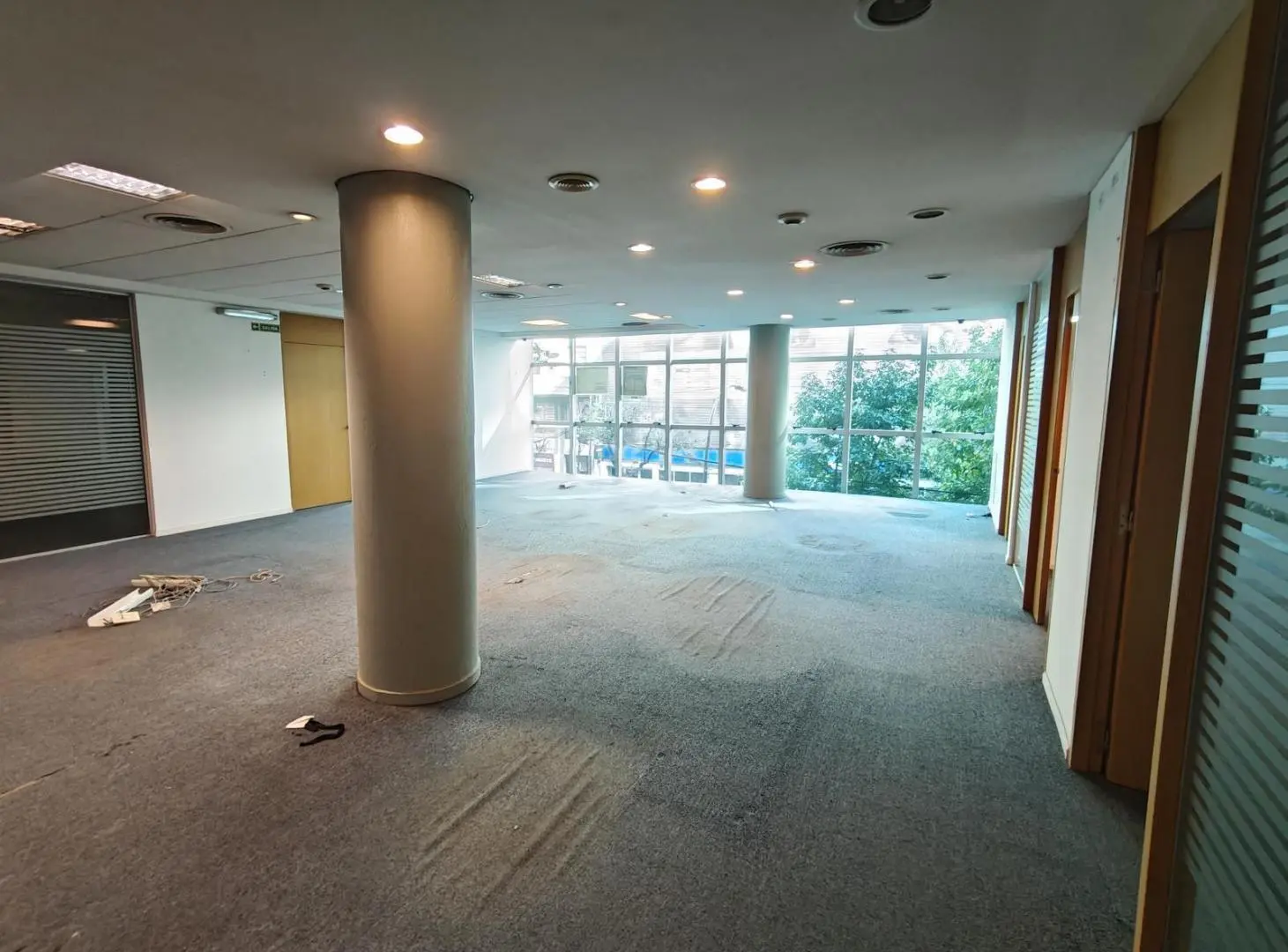Oficina en Alquiler sobre Av Cordoba 2