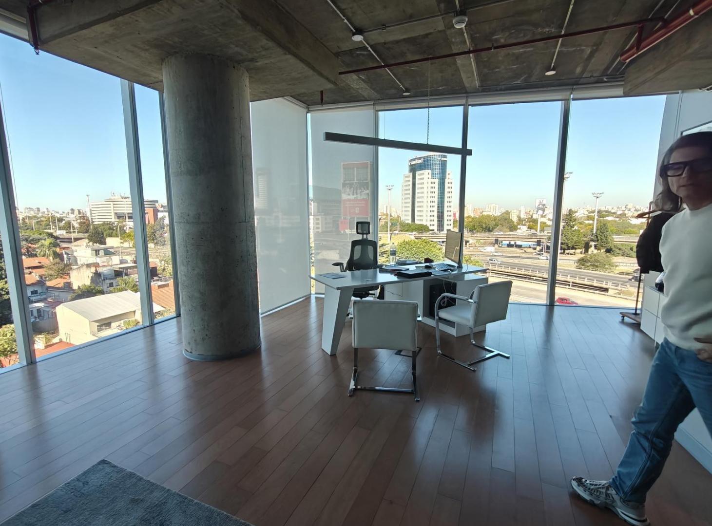 Foto de Oficina lista para entrar de 650 m² en POLO DOT, imagen 2