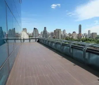 Oficina lista para entrar con terraza y vista al rio en  Palermo 4