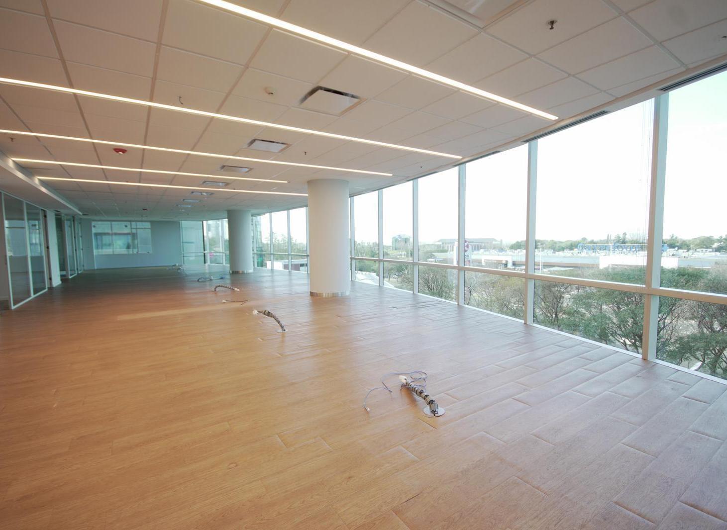 Foto de Oficina en alquiler, lista para entrar con vista al rio en Torre Green, imagen 5