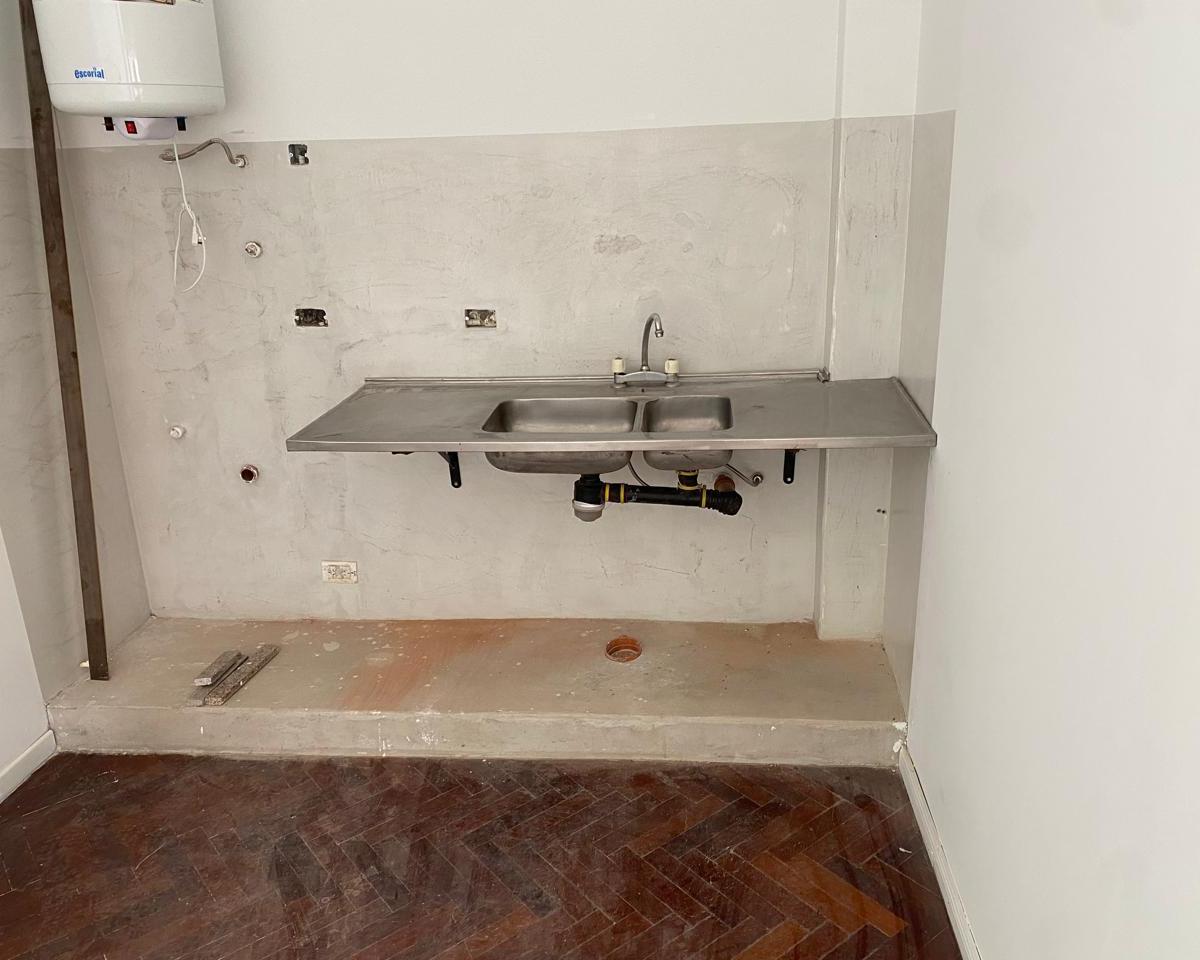 Montevideo Esq. Perón - 3amb - a Nuevo - Categoría - Parquet - 45 m² 5