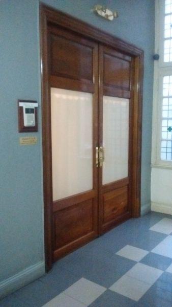 Cto. Sur. - Moreno Al 900 - Linda Oficina - Fte. m. Lum - 5to Piso. - 5 Amb. - A/viv. - Sup. Cub. 100 m². 2