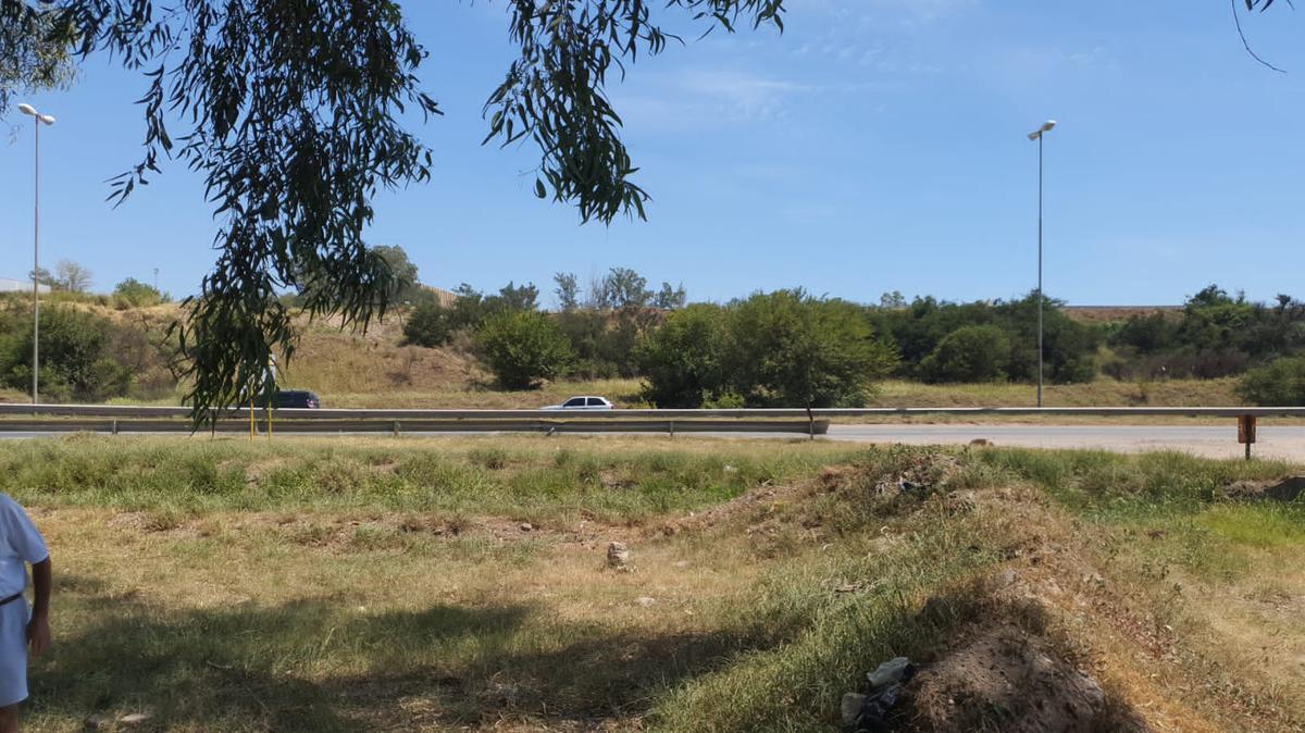 Córdoba Cap - Pred 6.2ha - Exc Acceso - Apto Log - Pred Ind - Prop Hace Mejoras. S/uso 5