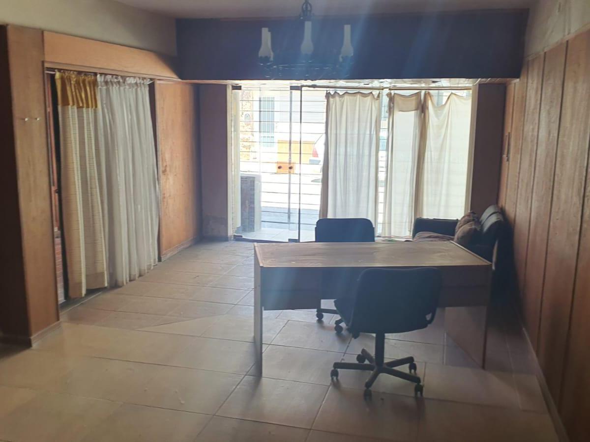 La Falda Cto - Edificio C/6dptos. 3 Amb. y Local en Block - X Escalera - Apto Vvda/prof./com. - 455 m² 5