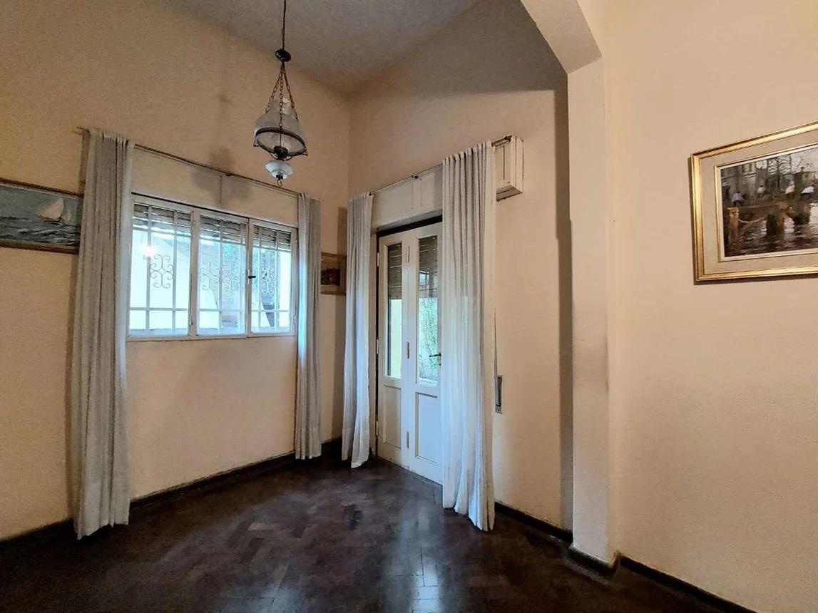 Foto de Cba-Casa en Crisol Sur-2ptas-4dorm-3bños-coci/comedor- patio, imagen 3