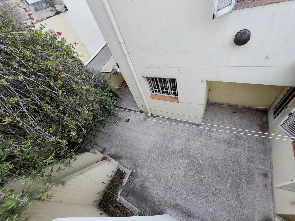 Cba-Casa en Crisol Sur-2ptas-4dorm-3bños-coci/comedor- patio c/asador-terr-coch 2 autos-sup 218m2