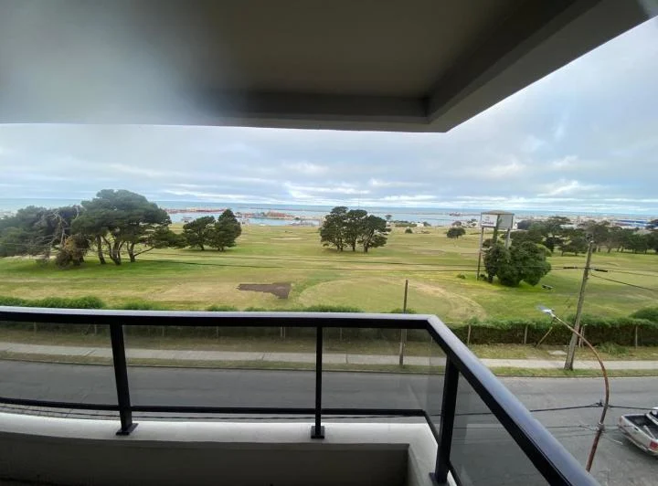 Playa Grande-"TORRES DEL GOLF"- 3 amb.c/balcon-cochera-90m2-Amenities-Categoria-Vig.24hs. 4