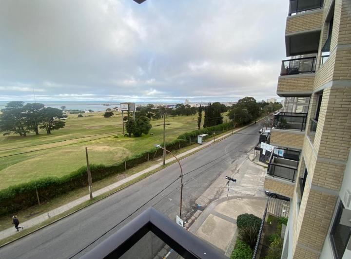 Playa Grande-"TORRES DEL GOLF"- 3 amb.c/balcon-cochera-90m2-Amenities-Categoria-Vig.24hs. 3