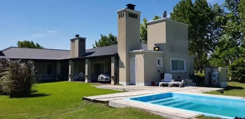 ALQUILER-Haras del sur-Casa 5amb.Muy linda!! Pileta-Parrilla-231m2-Terreno 1588m2 4