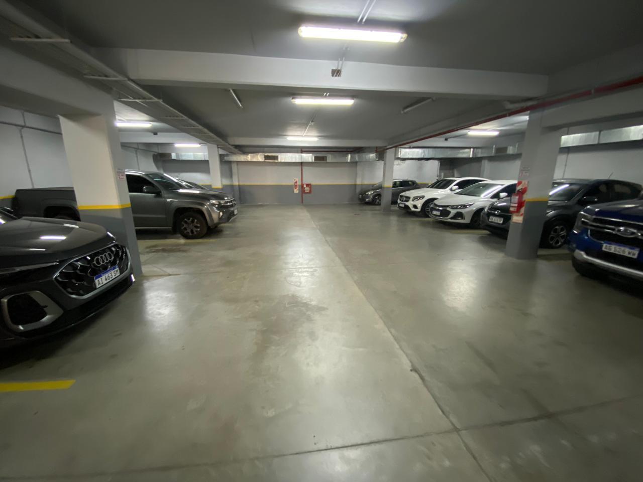 Foto de Venta-Cochera-Puerto Madero (100mts) en planta baja-Acesso nivel, imagen 2