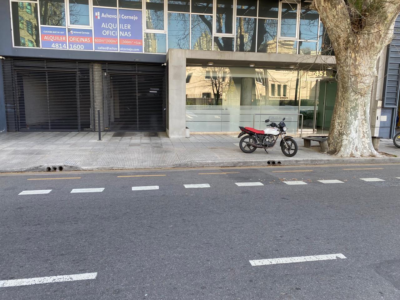 Foto de Venta-Cochera-Puerto Madero (100mts) en planta baja-Acesso nivel, imagen 3