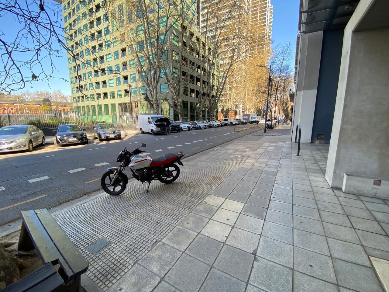 Foto de Venta-Cochera-Puerto Madero (100mts) en planta baja-Acesso nivel, imagen 1