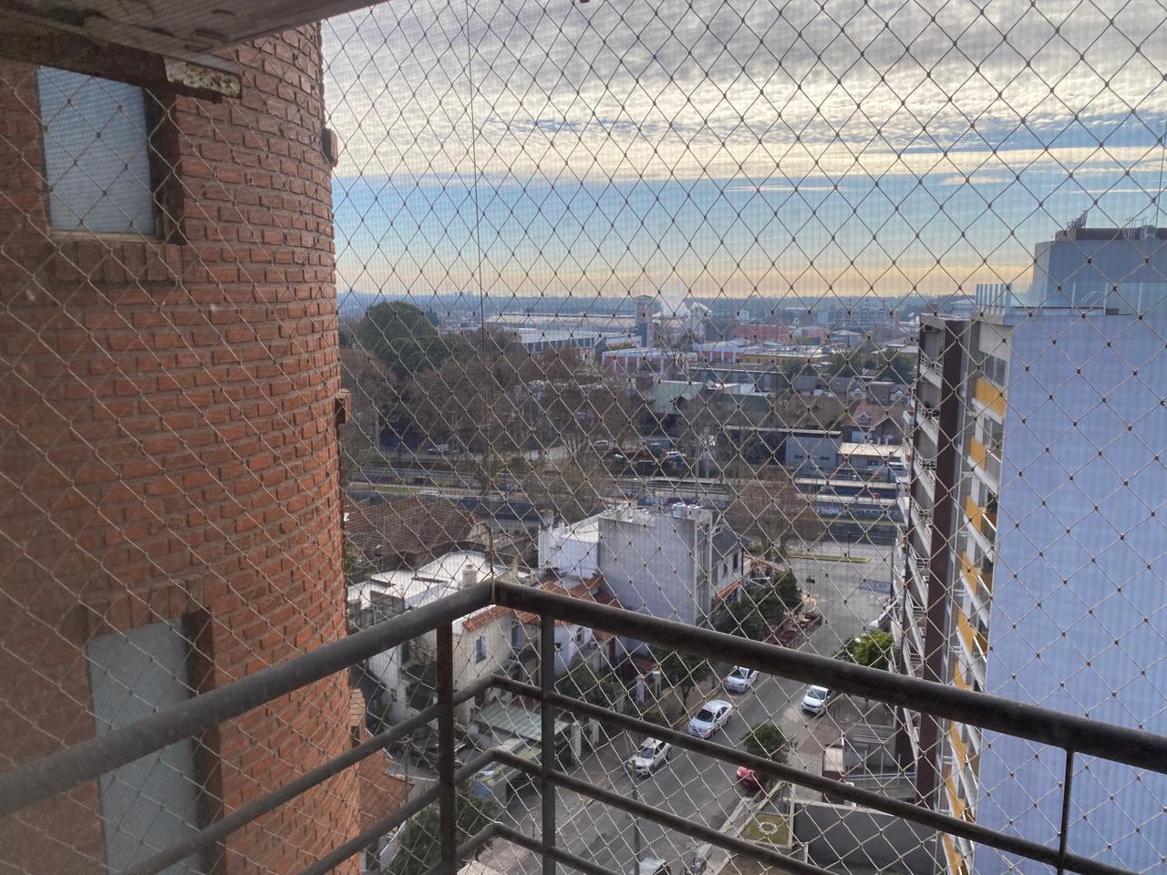 Foto de VENTA - Bernal centro-Exc punto-3amb-Alto-Luz y sol-Balcón-Vista al, imagen 2