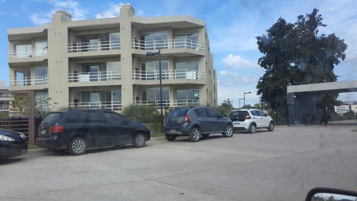 Foto de Pilar-Venta- "El Reparo"-2½ amb-Muy lindo!!-Balcón terraza, imagen 2