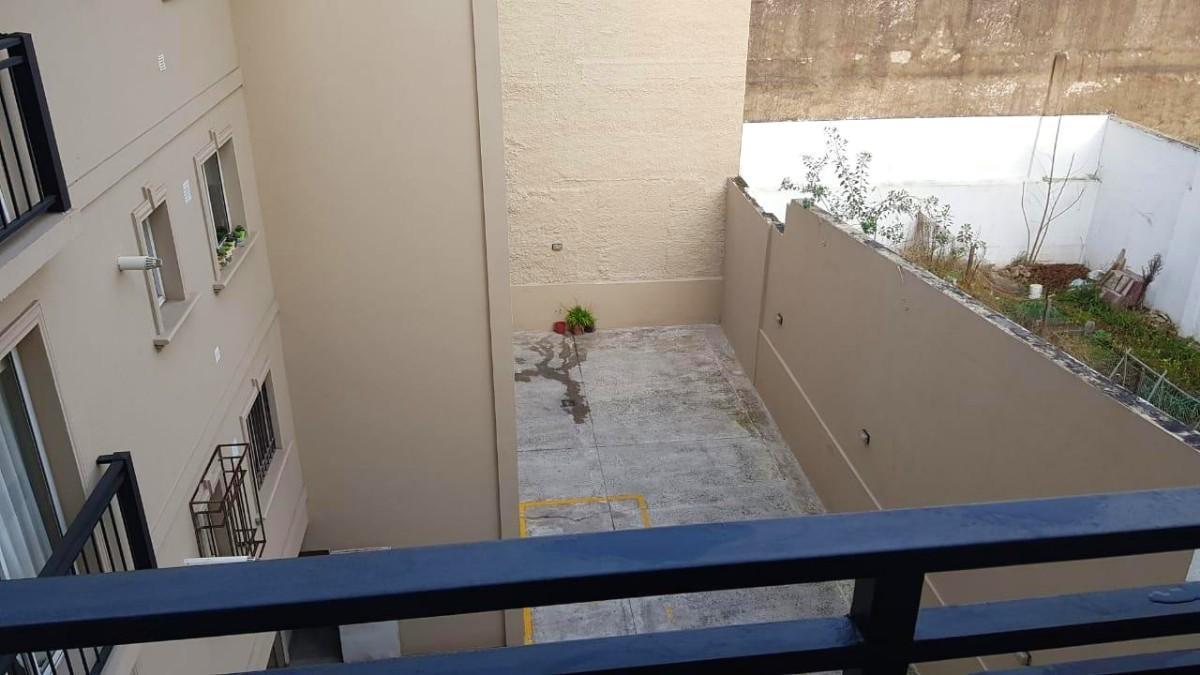 Foto de Alquiler-Martinez-Av.S.Fe y Stgo.del Estero-1 1/2 amb-balcon, imagen 5