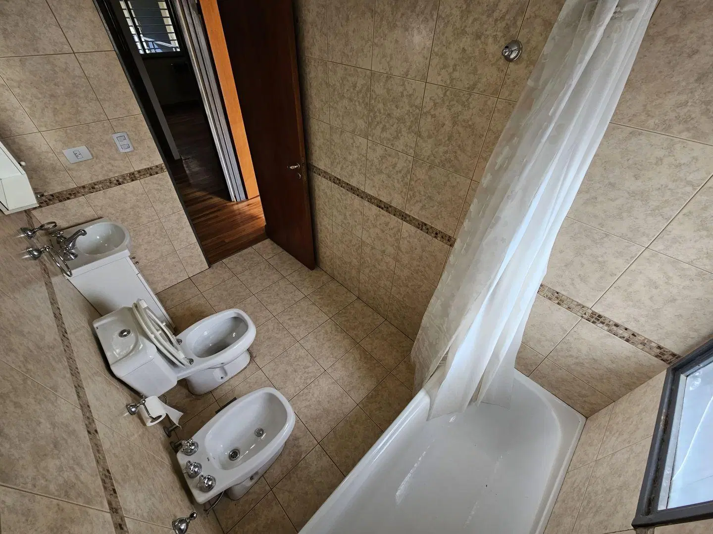 Alquiler Departamento 2 ambientes Martinez con cochera 5