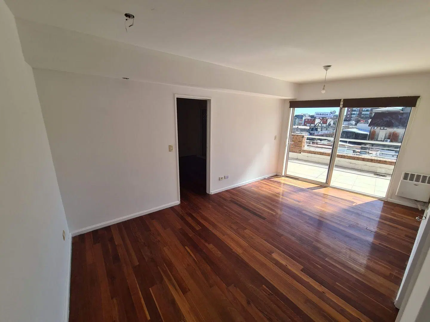 Alquiler depto 2 amb con cochera y balcon aterrazado san isidro 2