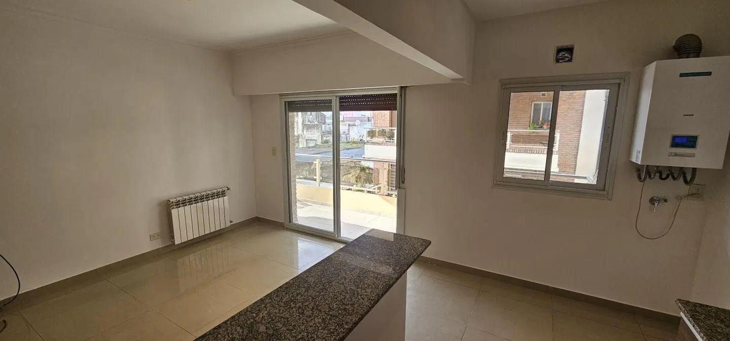 Venta departamento 2 ambientes VICTORIA 2