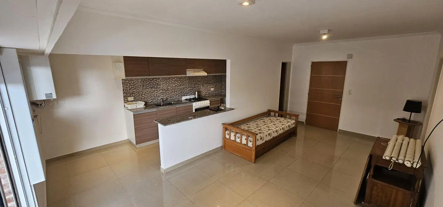 Venta departamento 2 ambientes VICTORIA 5