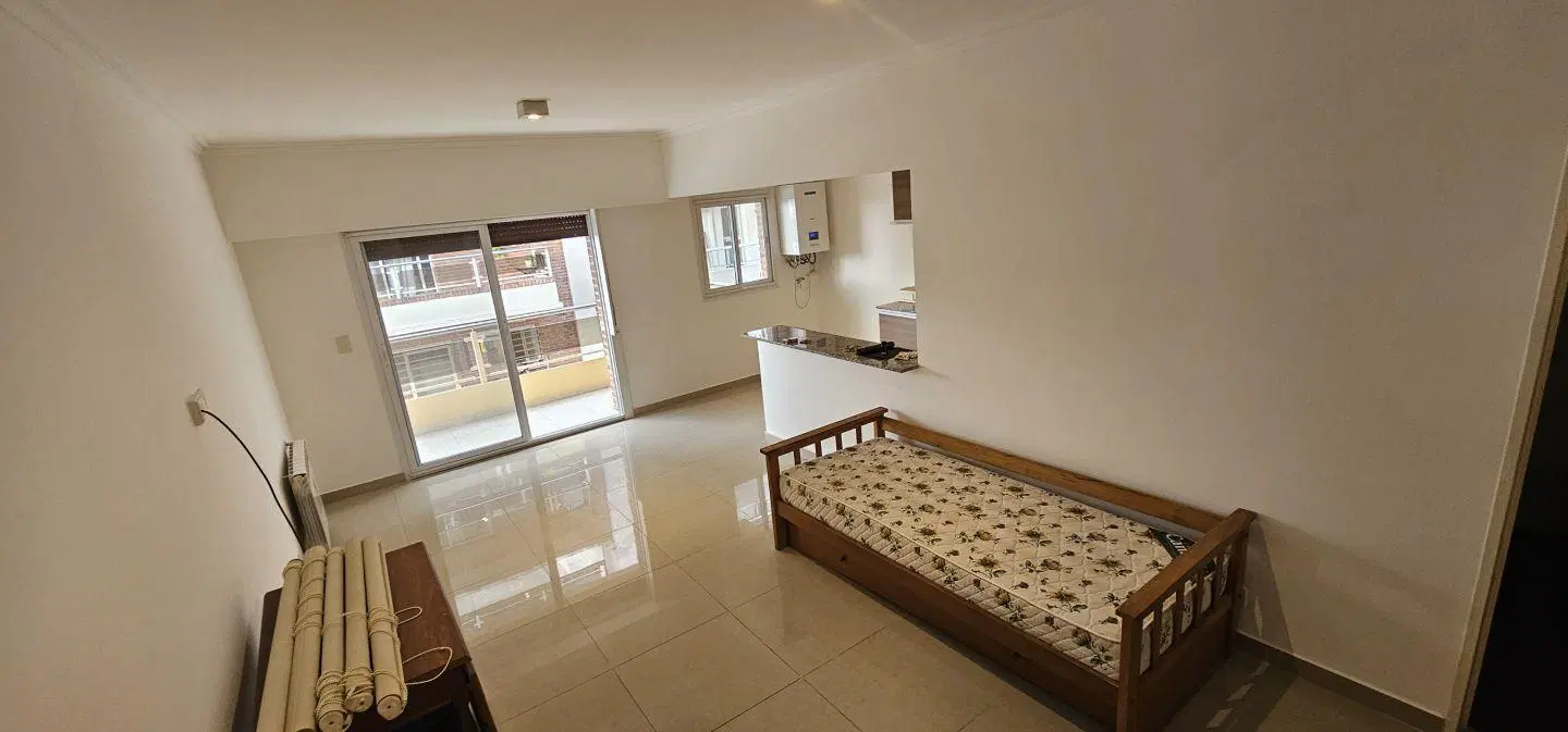 Venta departamento 2 ambientes VICTORIA 1